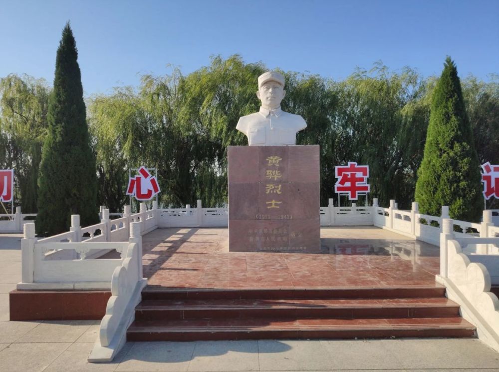 韩先楚;中将7位:彭明治,孙继先,曾国华,王秉璋,张国华,梁兴初和周贯五