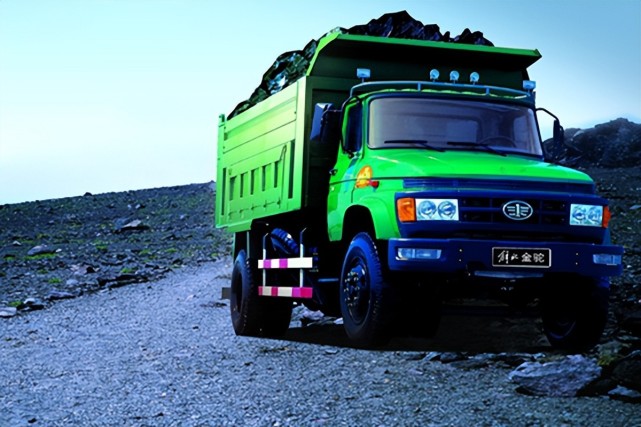 经典绿蛤蟆解放一汽柳特神力l4能否勾起你当年回忆