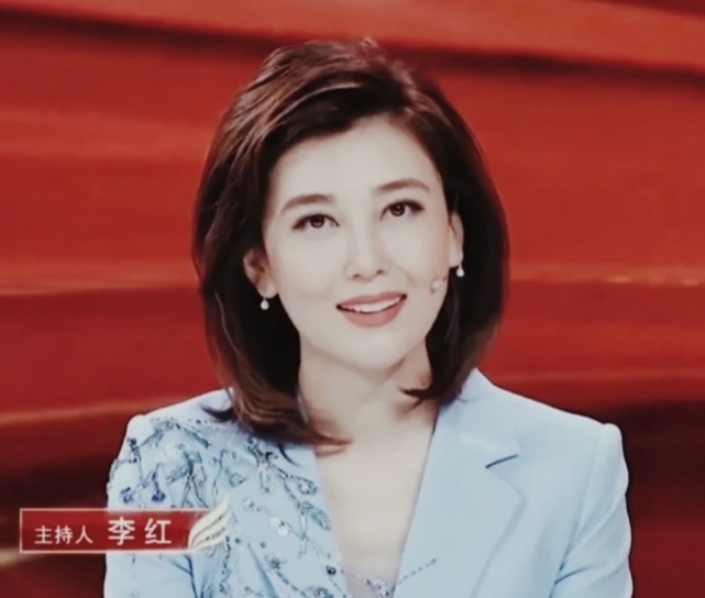《海峡两岸》李红：都快主持20年了，再不统一，她就老了_腾讯新闻