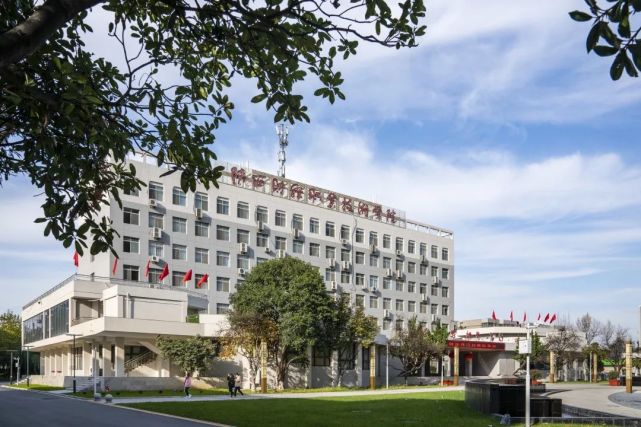 陕西财经职业技术学院|8121,遇见你的大学!