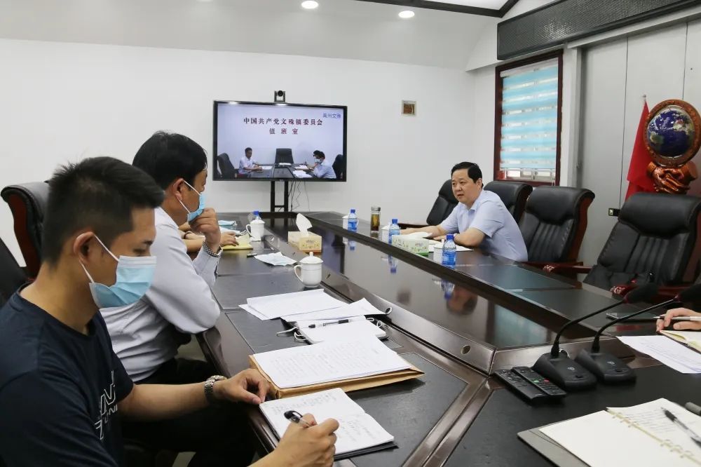 曹晓光在文殊镇调研时强调 深化"四责协同"机制建设 持续推进全面从严
