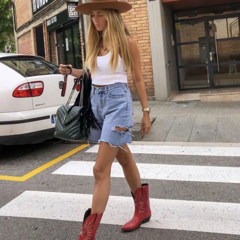 40度穿靴子又姨又时髦