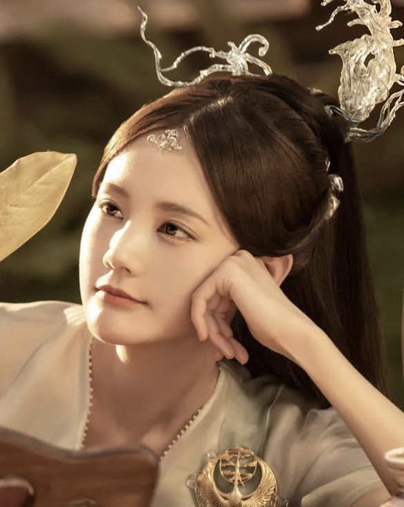 苍兰诀今晚开播王鹤棣不呆了虞书欣很可爱但女二更惊艳