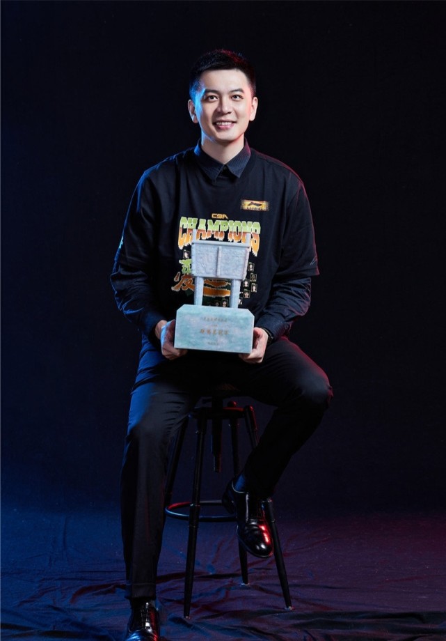 杨毅表示郭艾伦提出转会申请一点都不意外杨鸣一举动早已惹怒郭艾伦