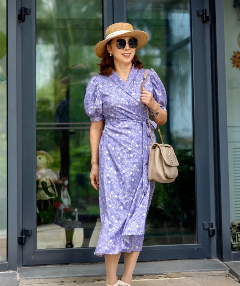 这位65岁的微胖奶奶才是老人穿衣榜样!优雅又时尚,减龄又显气质插图4