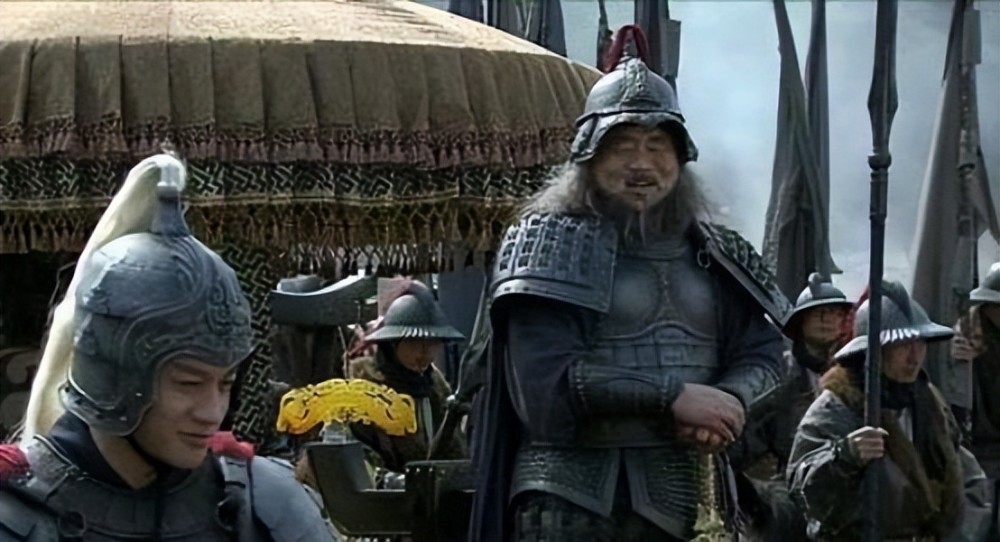 董卓死后西凉军为何直接崩溃了董卓没有儿子继承他的位置吗