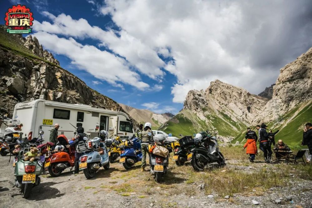 穿越深山峡谷遇见壮阔风光vespa新疆摩旅回顾
