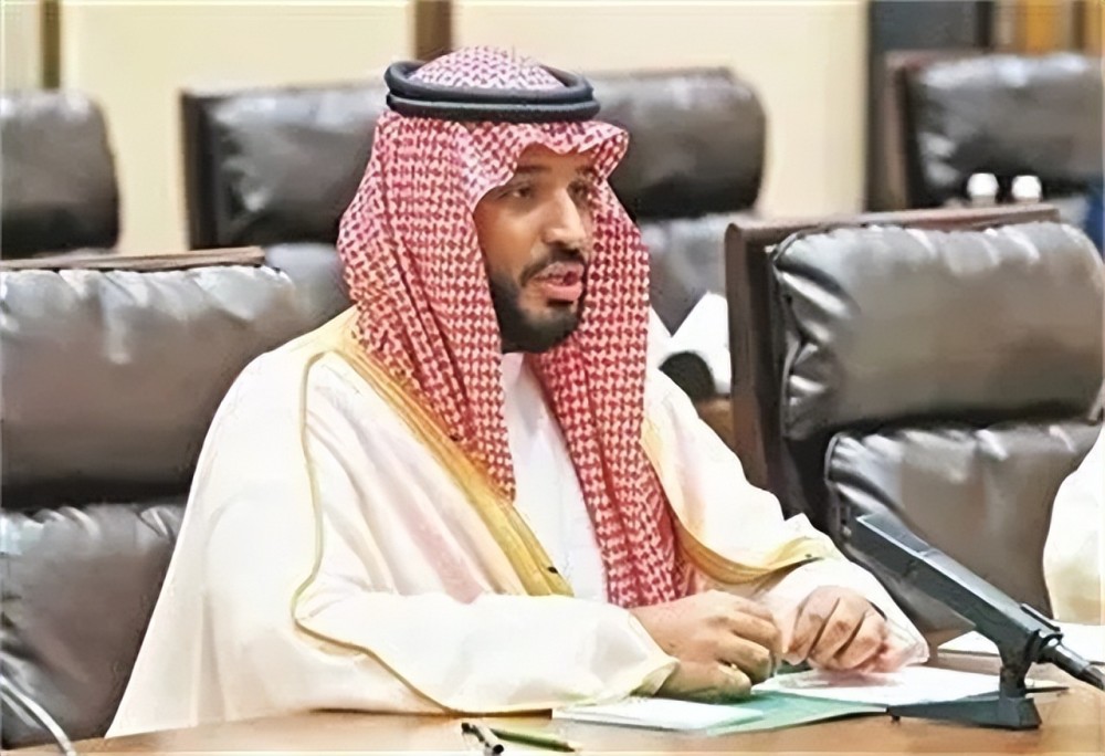 豪掷万亿美金修新城,小萨勒曼会把沙特带向何方?_腾讯新闻