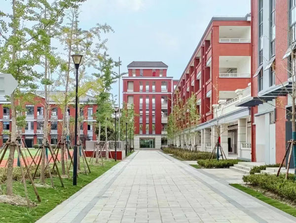 上海师范大学附属中学闵行实验学校全面竣工 9月投入使用_腾讯新闻