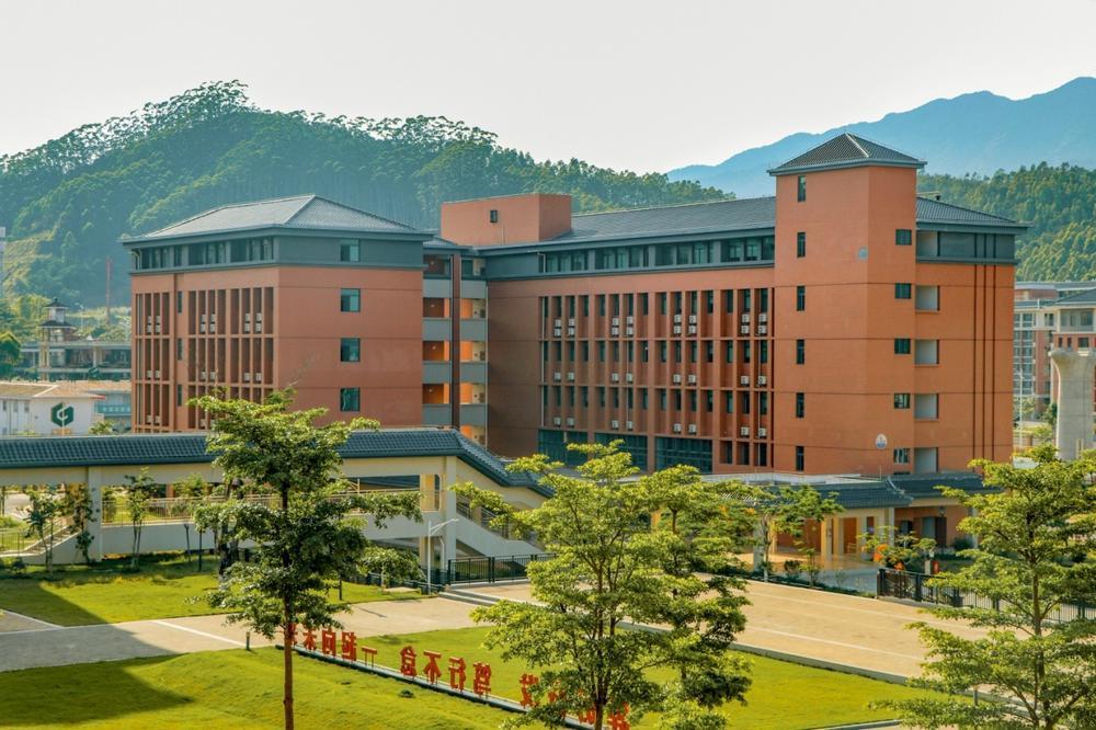 惠及新生,丰俭由人:广东财贸职业学院面向新生推出公寓"订单"_腾讯