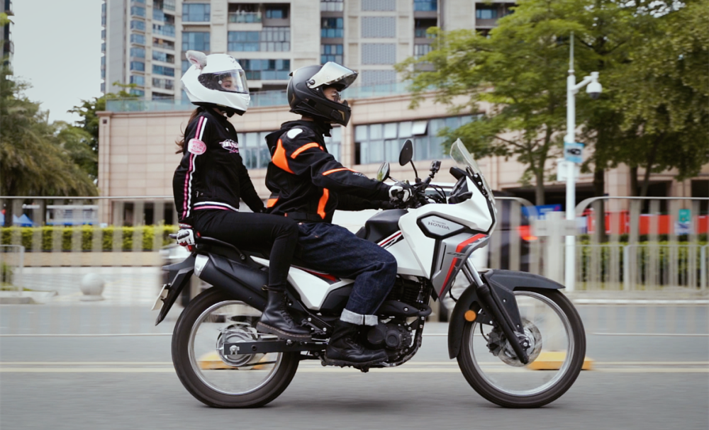 当代年轻人的一剂解药新大洲本田crf190l评测