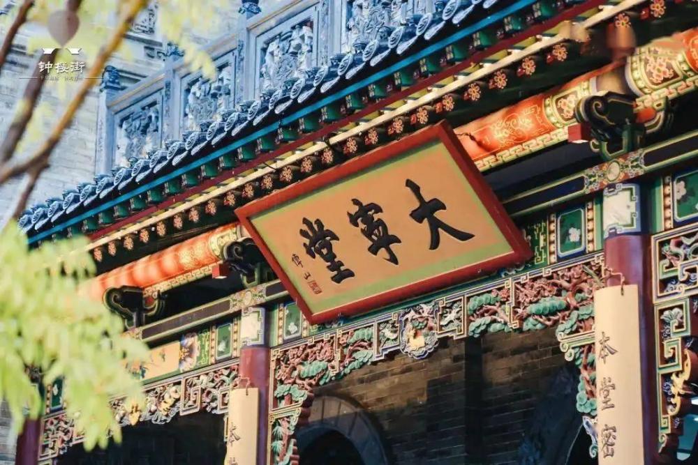 寻找记忆中的老街巷——钟楼街_腾讯新闻