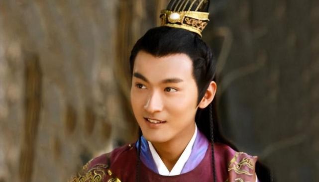 明神宗对太后道 朱常洛是宫人的儿子 太后言听大怒 你也是宫人的儿子