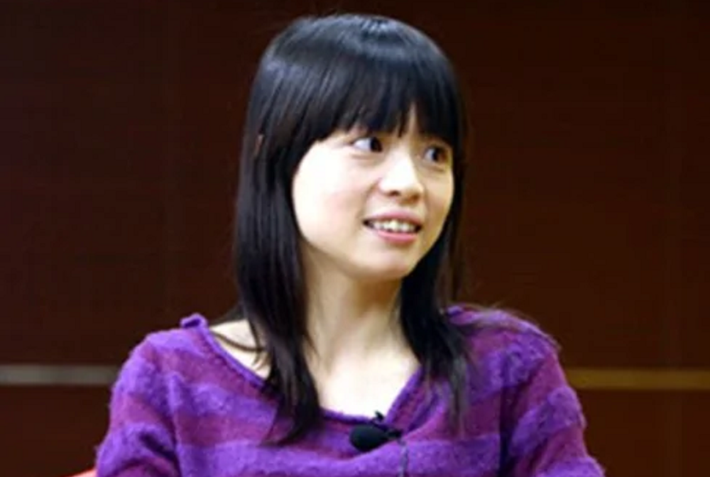 郭晓华对于这点,马可极力维护妻子,就问是哪些人说的这话,他要跟这些