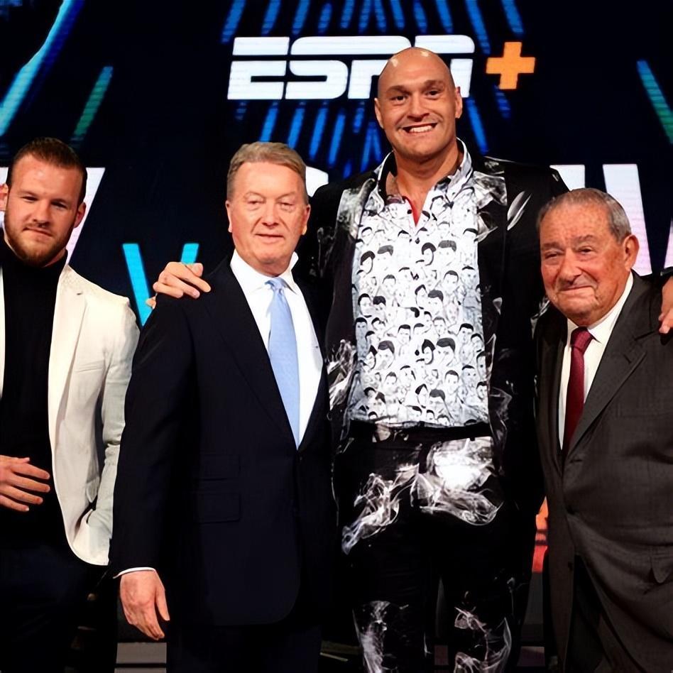 世界重量级拳坛又出变数!