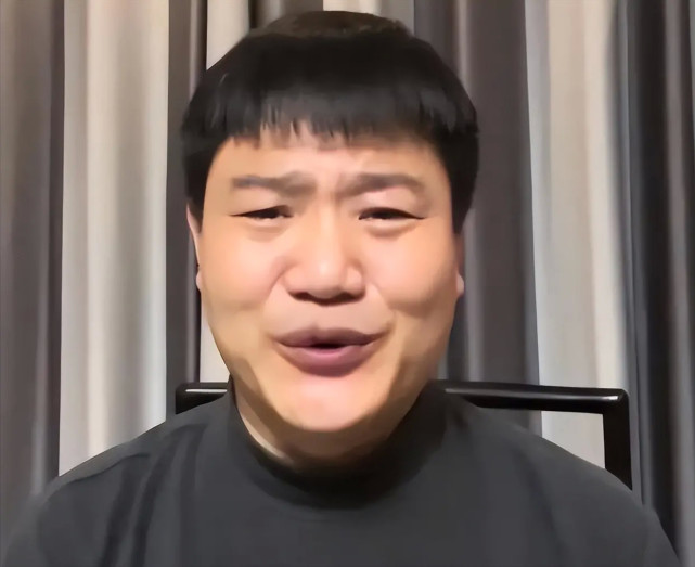 反诈老陈连麦女主播 油嘴滑舌做暗示性动作令人辣眼睛