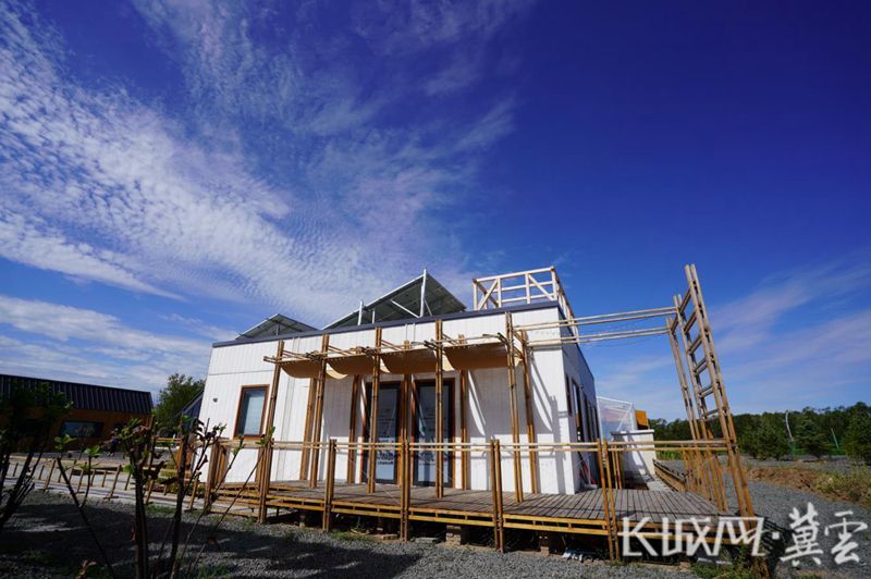 零耗能建筑亮相张北德胜村