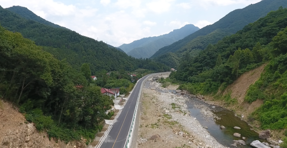 汉中:加快推进陕南交通旅游山水画卷试点工作 助力"交旅"融合提质升级