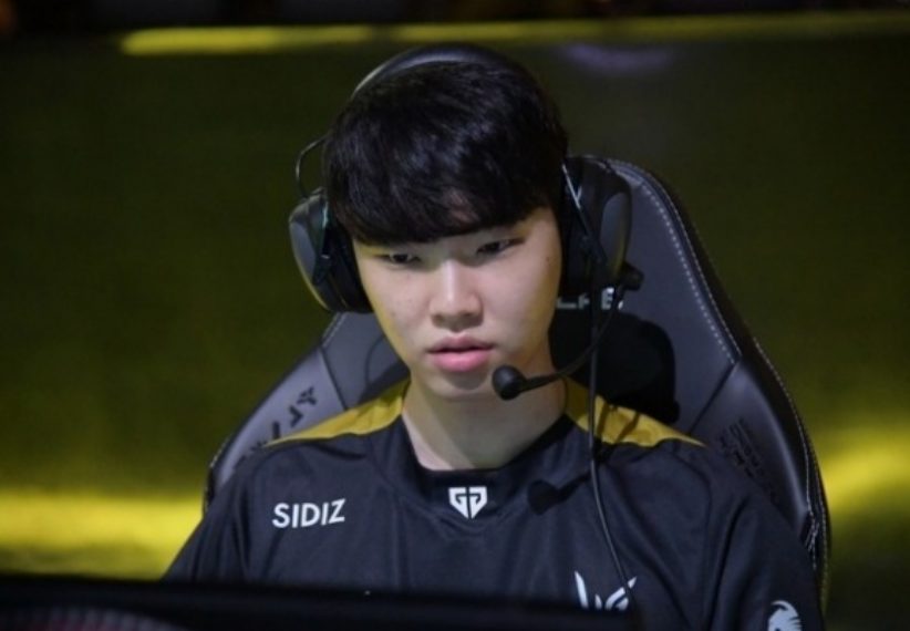 韩服最强路人王:chovy即将统治整个lol_腾讯新闻