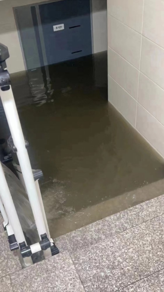中国公民亲历韩国首都圈暴雨：半地下房屋被淹，要找临时住处