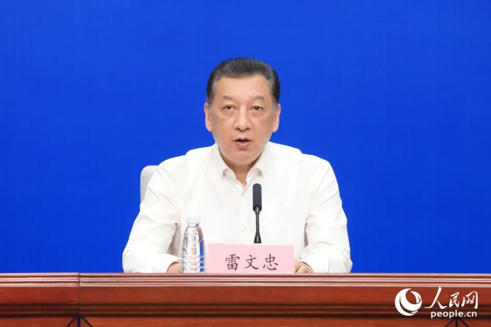 人民网 陈永整摄福建省交通厅党组成员,副厅长雷文忠介绍,针对当前