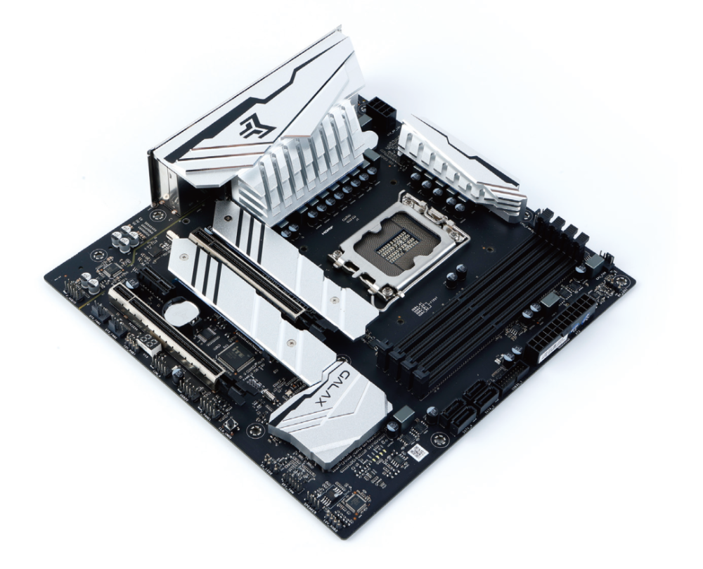 非k系列普通版酷睿好搭档——体验影驰b660金属大师d4主板_腾讯新闻