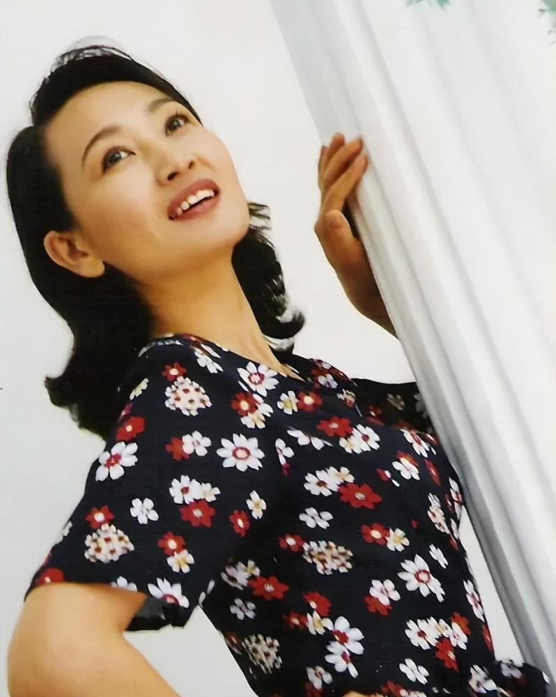 腾格尔前妻哈斯高娃:受不了他嗜酒如命,离婚27年不婚不育也幸福插图3