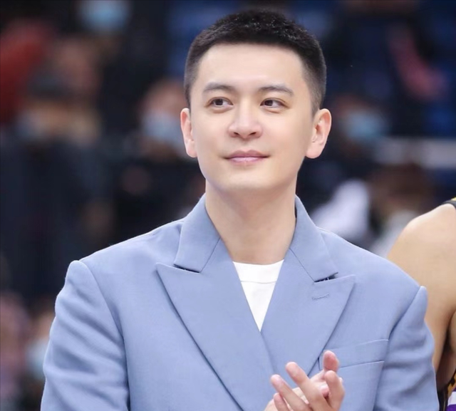 辽宁男篮三消息:极力留住郭艾伦,重磅补强内线,杨鸣教练证升级