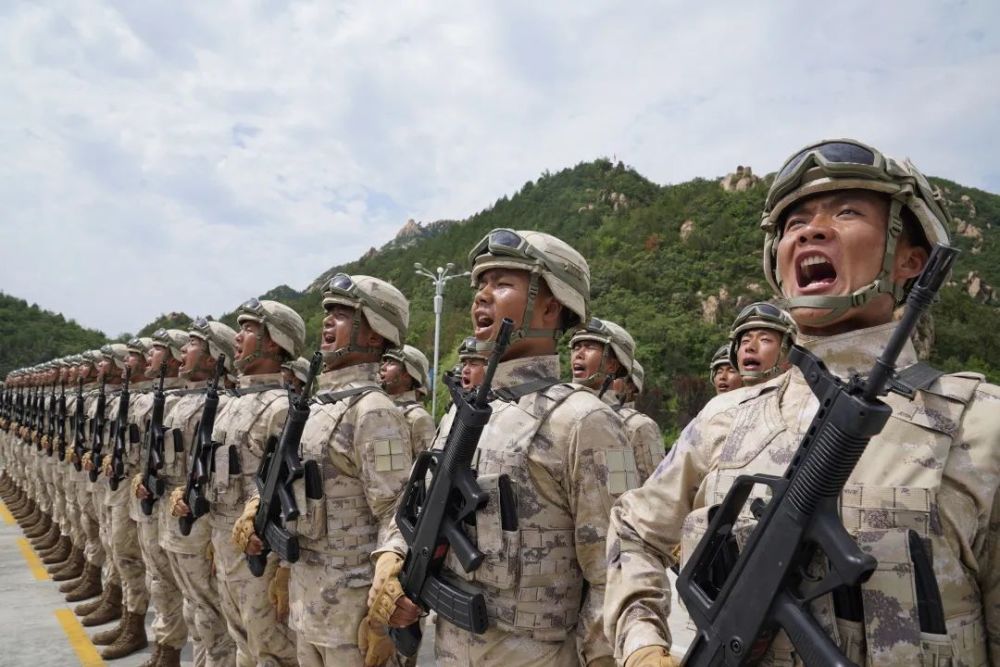 枕戈待旦！直击海军航空兵跨昼夜飞行训练