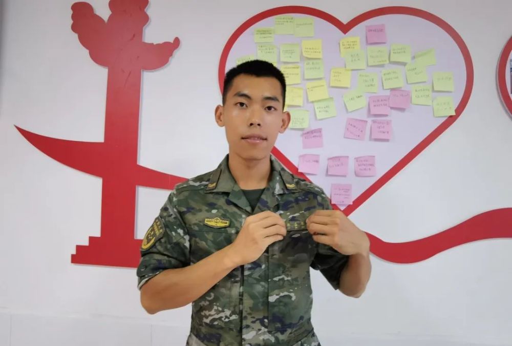 拿取物品更顺手了""我们也有姓名牌和