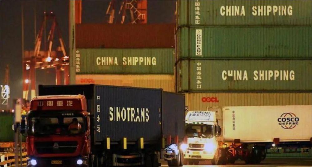 “中国制造”再出发！外贸出口逆势发力，中国企业何去何从？身后的眼睛陈福玉阅读答案
