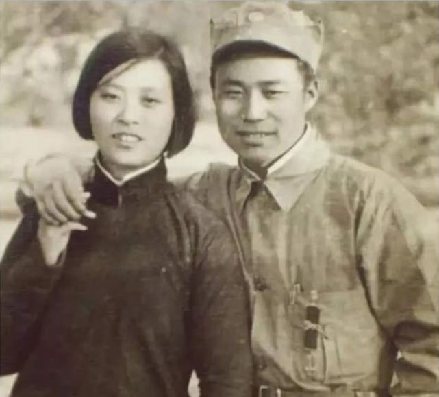 2支队,东进支队合编为386旅新1团,团长程启光(徐帅红军时的妻子程训宣