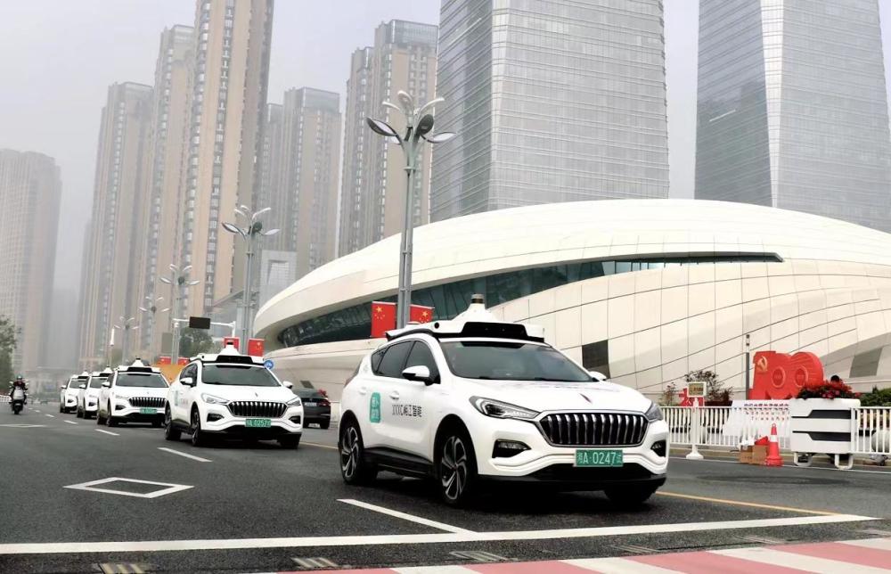 最低1.6元打辆自动驾驶出租车，长沙智能网联汽车正式开启示范运营