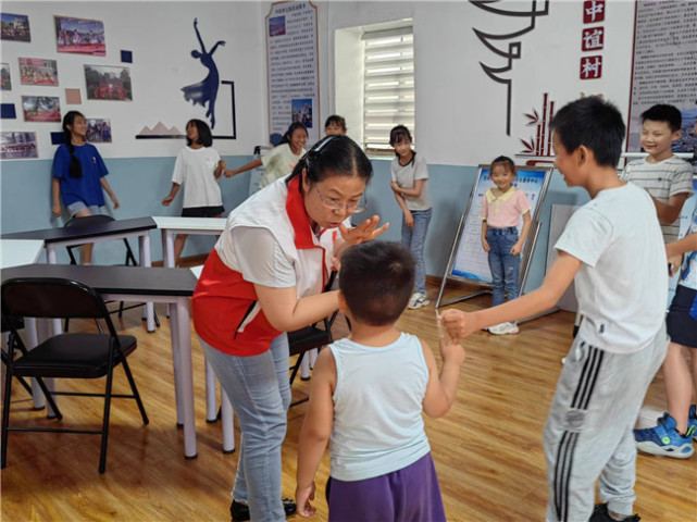 晋宁区红十字会开展儿童团体心理辅导活动