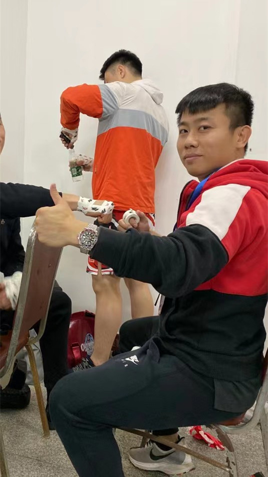 不好好干搏击就要继承家业,格斗时刻黑马—温拿实战俱乐部