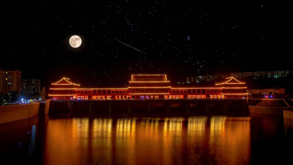 美出新高度9张图带你赏红桥月色你见过这么的旺苍夜景吗