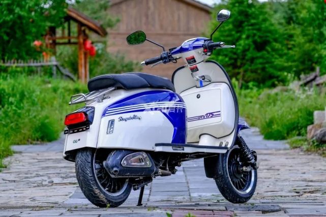 小众纯粹铁壳羊试驾royalalloytv175