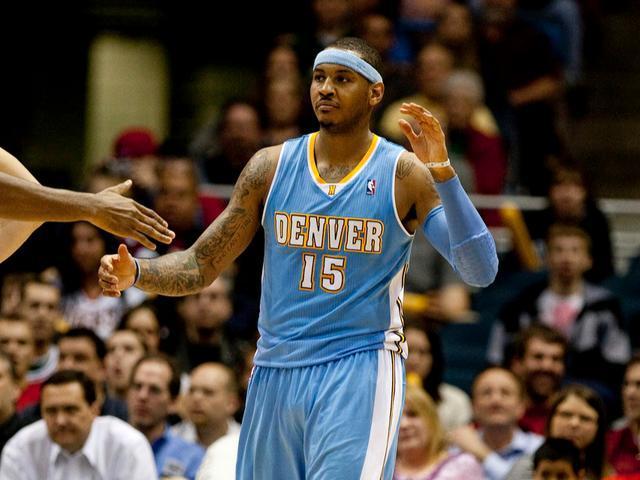 掘金记者回应,安东尼回归无望,湖人成救命稻草_腾讯新闻