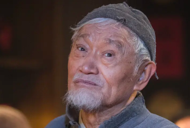 儿女不孝自捐财产这7位演员晚年独居养老院过得不如普通人