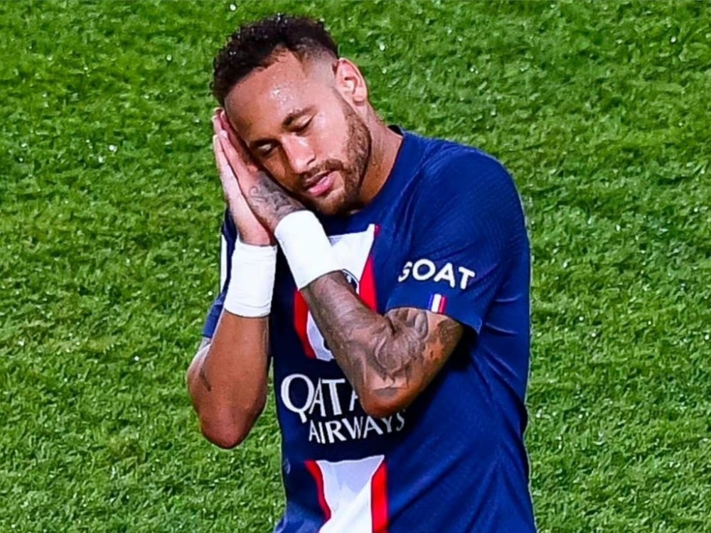 梦幻联动内马尔晚安庆祝动作致敬库里詹姆斯二儿子现场见证