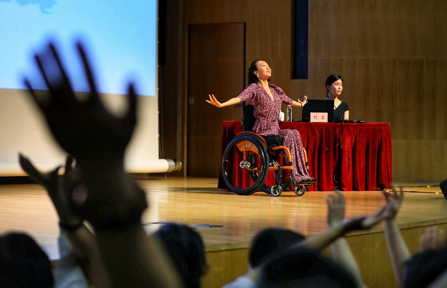 《战火中的芭蕾》揭幕北京国际舞蹈影像艺术季16天在影像中重识舞蹈