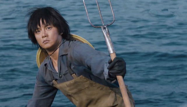 中餐厅6:尹正重现袁华捕鱼场面,结果穿帮了,还是詹大厨接地气