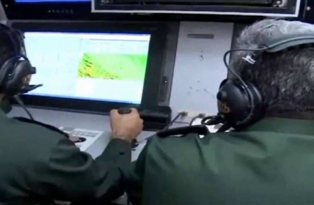 伊朗空军急缺先进战机，美国卫星发现，20架苏-35等待转移
