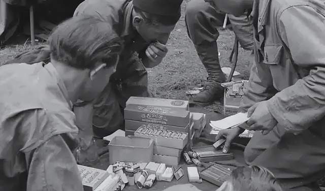 二战后香烟成为德国货币美军士兵靠黑市卖烟大发其财