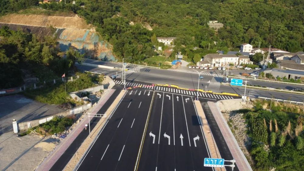 双向六车道,60公里/小时!温州这段国道连接线通车_腾讯新闻