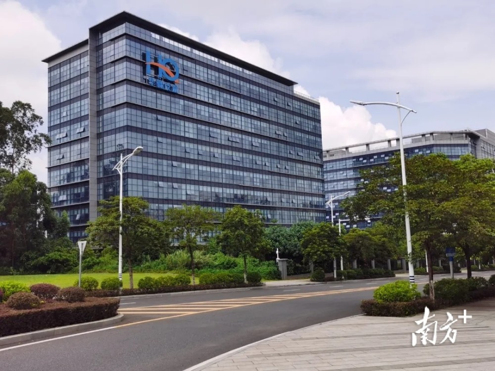 年中经济观察丨逆势显韧劲,松山湖规上服务业增长强劲_腾讯新闻