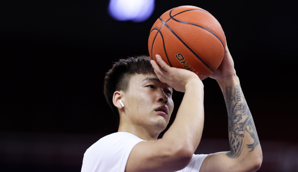曝赵睿获澳洲nbl球队报价 他是留cba还是出国_腾讯新闻