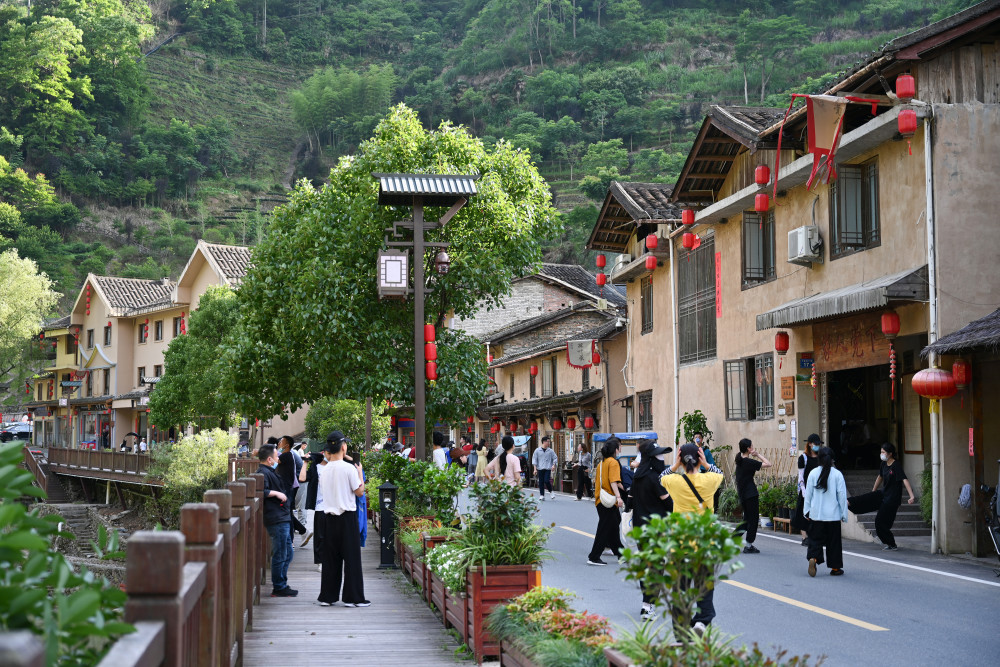 下党见闻:一个昔日闭塞山乡的变迁_腾讯新闻