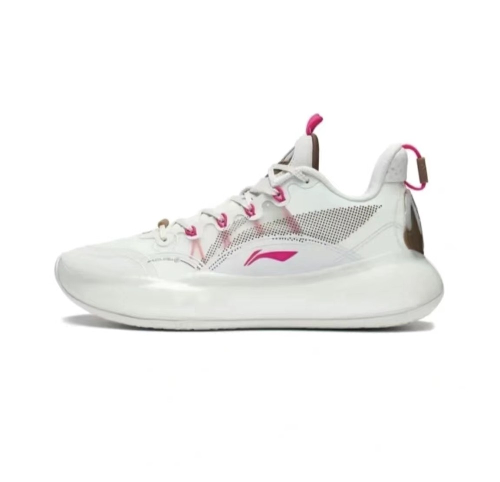 李宁驭帅14低帮版"奶油熔岩蛋糕"配色来袭!驭帅14还能战十年_腾讯新闻