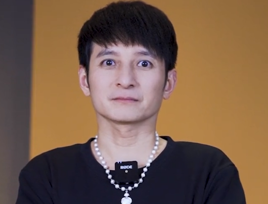 李维嘉消失8个月被芒果台除名,疑与龙丹妮有关,个人认证有蹊跷插图6